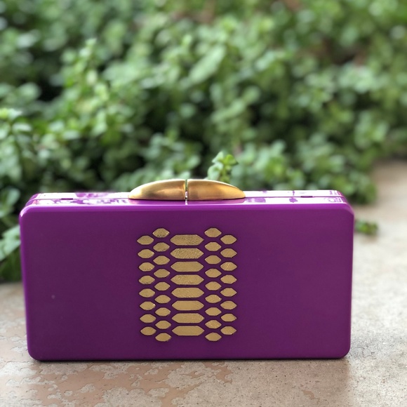 Thale Blanc Ciara Studded Plexiglas Leather Clutch - Picture 3 of 6